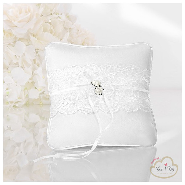 RING BEARER PILLOW WITH LACE AND ROSES