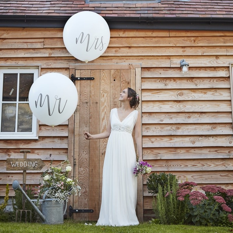 Ballons Géants Mariage - Pack de 2 : Ballon « Mr. » + ballon « Mrs. »